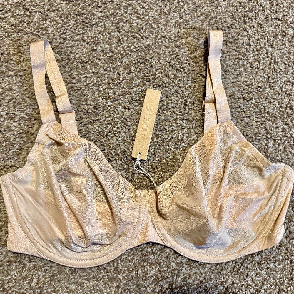 SKIMS 34ddd “Clay” unlined demi